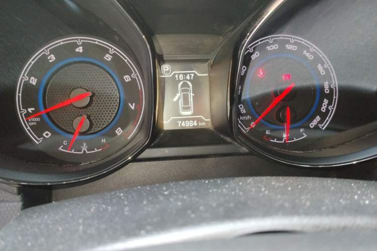 Used Cowin X5 2017 1.5T CVT Luxury Model Odometer Close Up
