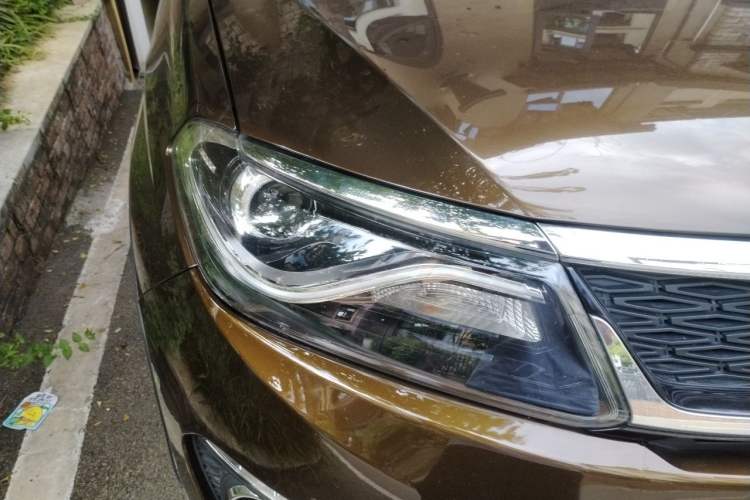 Used Cowin X5 2017 1.5T CVT Luxury Model Right Front Headlight