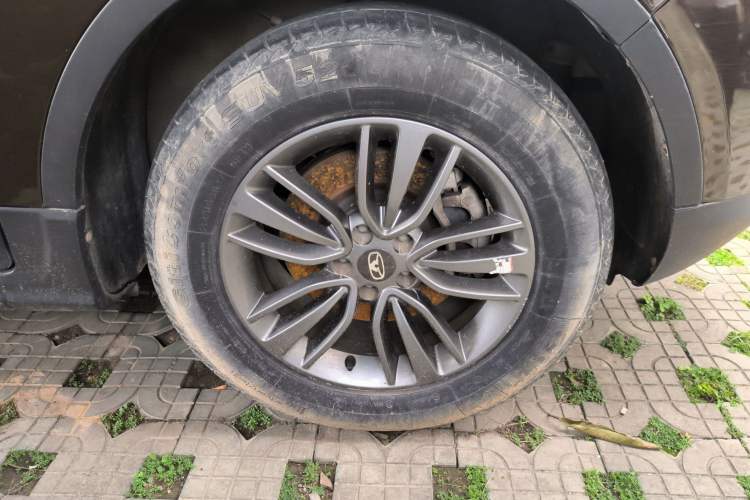 Used Cowin X5 2017 2.0L Manual Luxury Version Right Front Wheel Hub