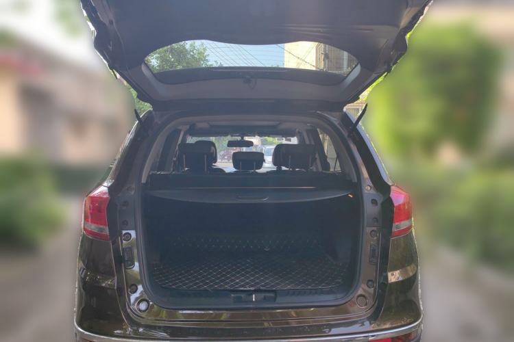 Used Cowin X5 2017 2.0L Manual Luxury Version Trunk