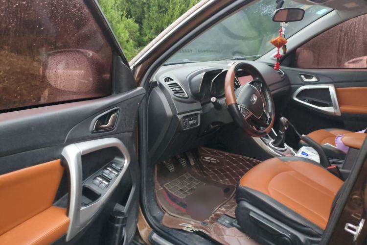 Used Cowin X5 2017 1.5T Manual Luxury Model Driver Seat