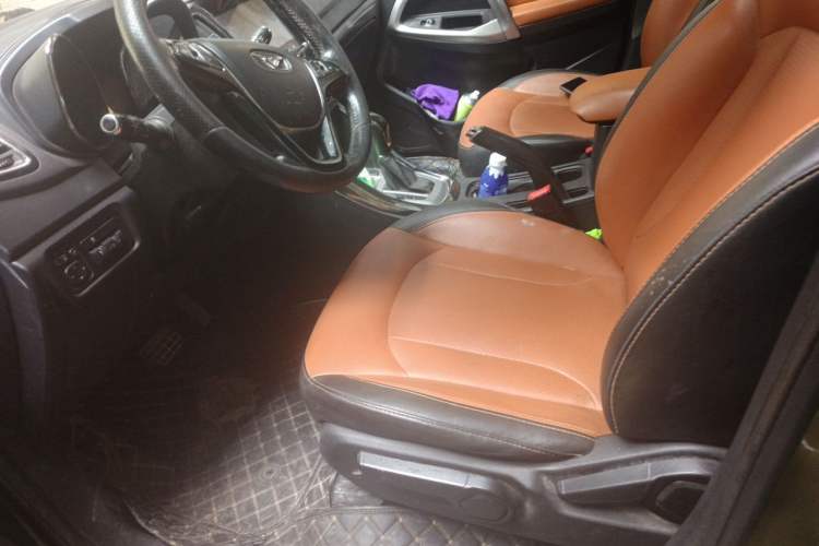 Used Cowin X5 2017 1.5T CVT Luxury Model Left Front Seat