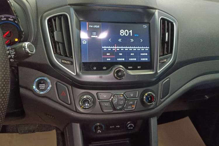 Used Cowin X5 2017 1.5T CVT Luxury Model Audio And AC Panel