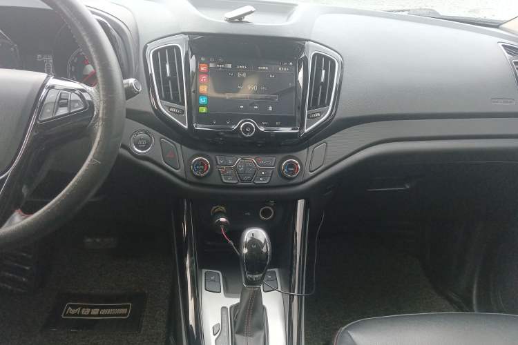 Used Cowin X5 2017 1.5T CVT Flagship Model Audio And AC Panel