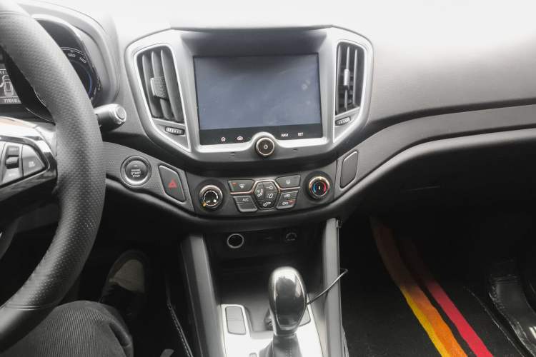 Used Cowin X5 2017 1.5T CVT Luxury Model Audio And AC Panel