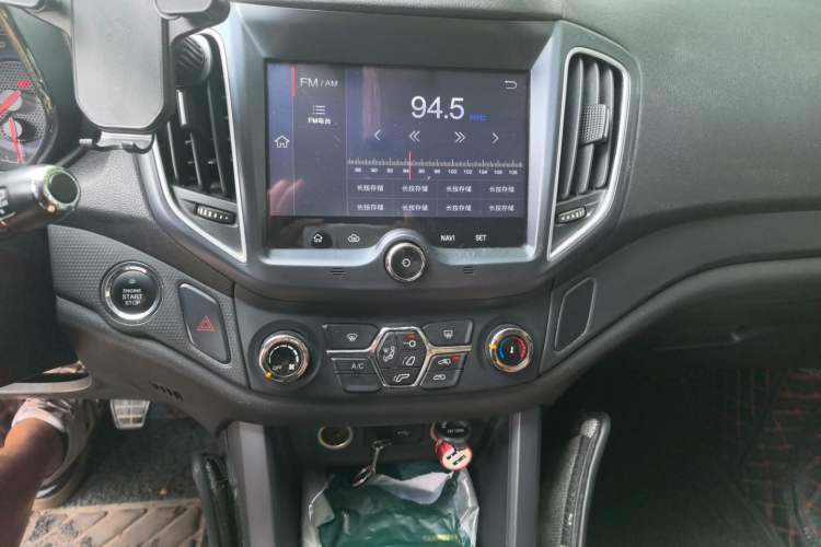 Used Cowin X5 2017 1.5T Manual Luxury Model Audio And AC Panel