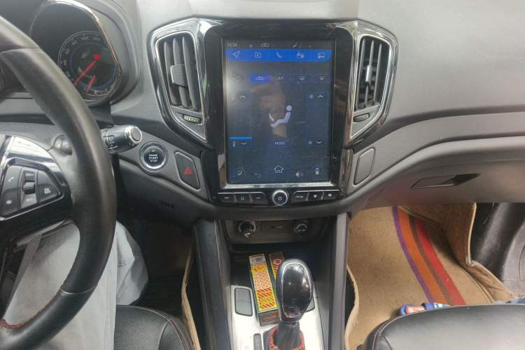 Used Cowin X5 2017 1.5T CVT Luxury Model Audio And AC Panel