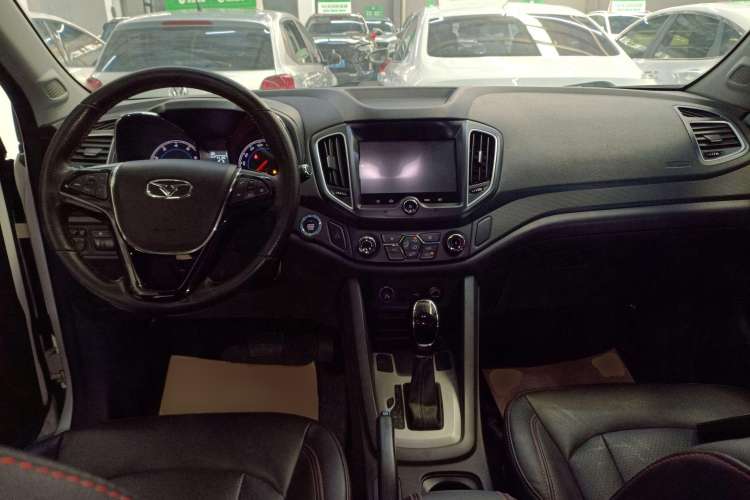 Used Cowin X5 2017 1.5T CVT Luxury Model Center Console