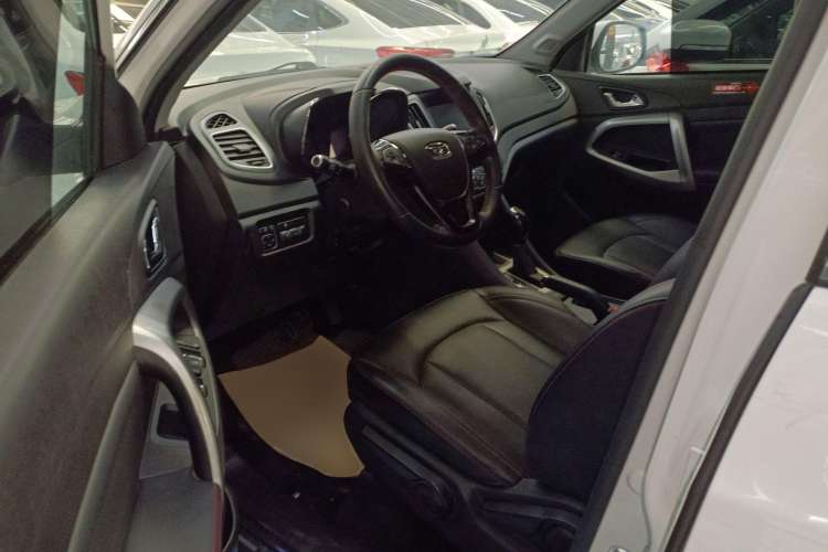 Used Cowin X5 2017 1.5T CVT Luxury Model Driver Seat