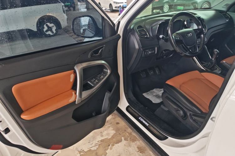 Used Cowin X5 2017 1.5T Manual Luxury Model Driver Seat