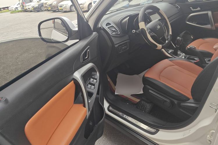 Used Cowin X5 2017 1.5T Manual Luxury Model Driver Seat