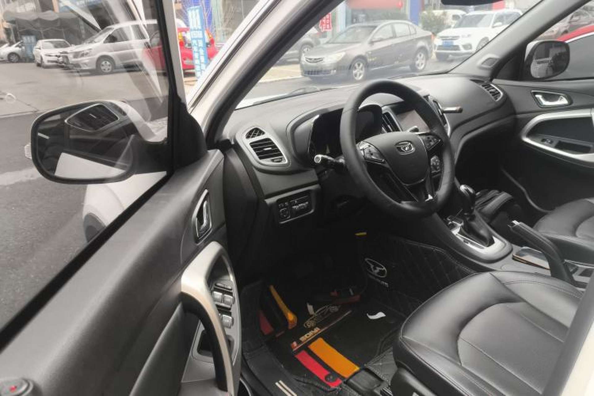 Used Cowin X5 2017 1.5T CVT Luxury Model Driver Seat