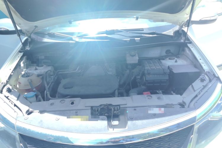 Used Cowin X5 2017 1.5T CVT Flagship Model Engine Bay