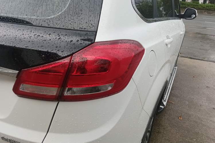 Used Cowin X5 2017 1.5T CVT Flagship Model Exterior 2