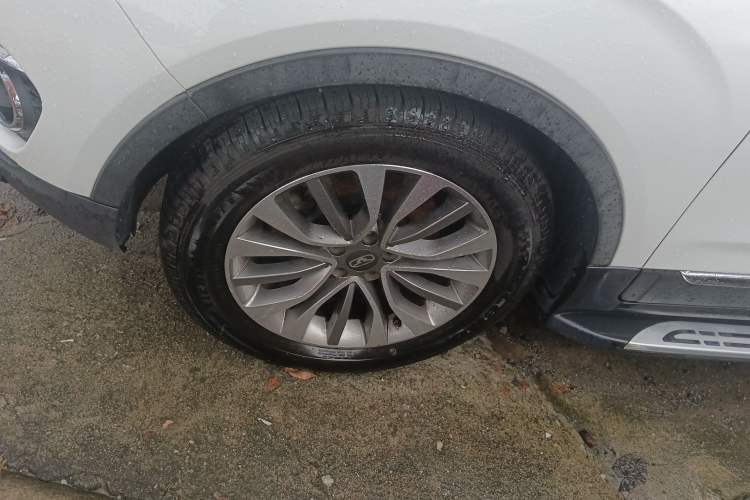 Used Cowin X5 2017 1.5T CVT Flagship Model Exterior 3