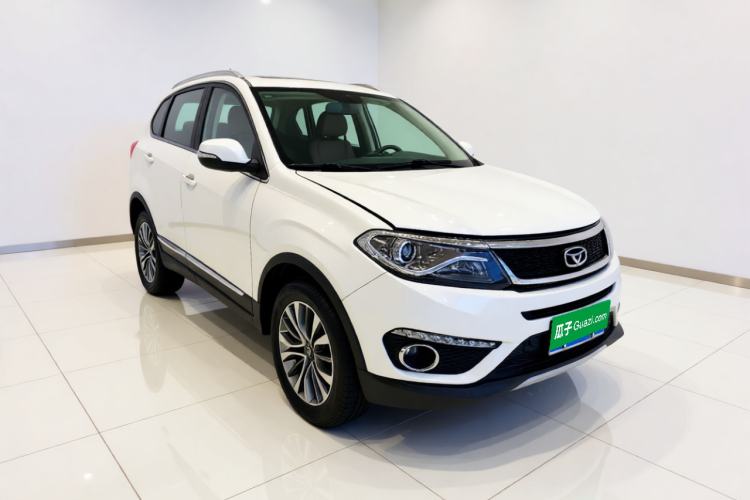 Used Cowin X5 2017 1.5T Manual Luxury Model Front Right 45 Deg