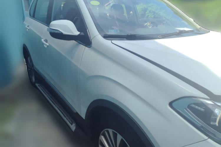 Used Cowin X5 2017 1.5T CVT Flagship Model Front Right 45 Deg