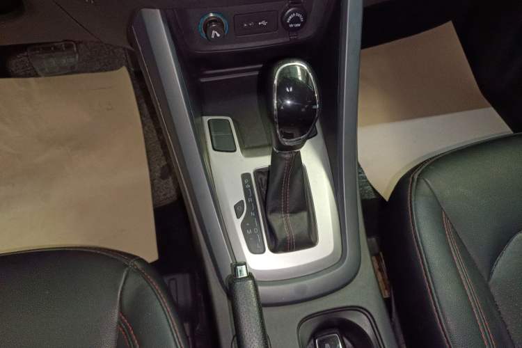 Used Cowin X5 2017 1.5T CVT Luxury Model Gear Lever