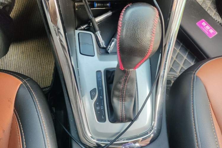 Used Cowin X5 2017 1.5T CVT Luxury Model Gear Lever