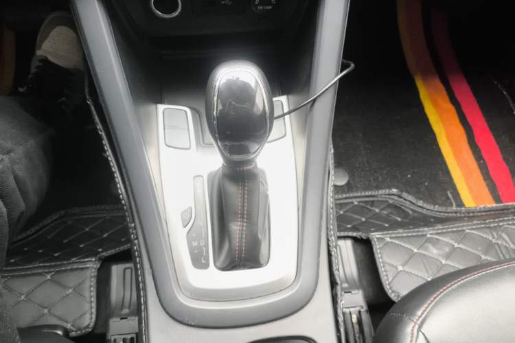 Used Cowin X5 2017 1.5T CVT Luxury Model Gear Lever