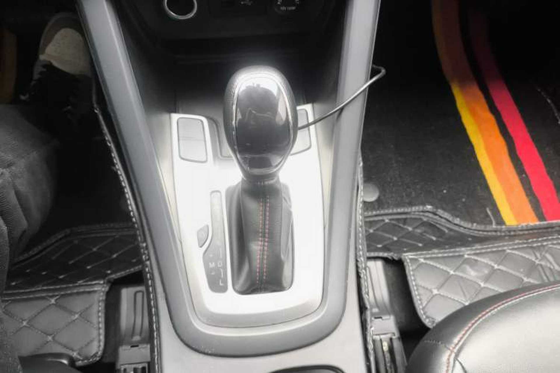 Used Cowin X5 2017 1.5T CVT Luxury Model Gear Lever