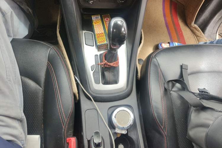 Used Cowin X5 2017 1.5T CVT Luxury Model Gear Lever