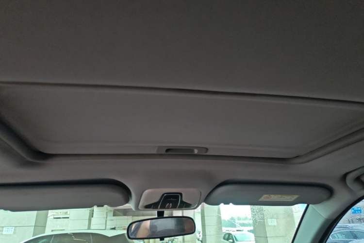 Used Cowin X5 2017 1.5T Manual Luxury Model Headliner
