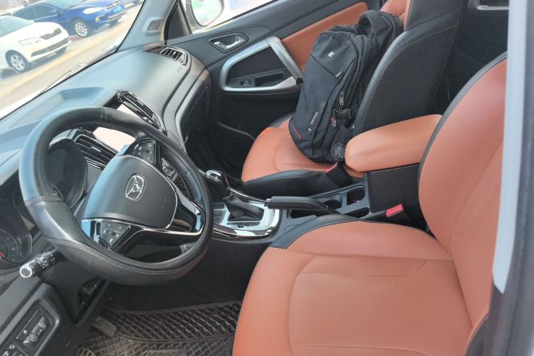 Used Cowin X5 2017 1.5T CVT Luxury Model Left Front Seat