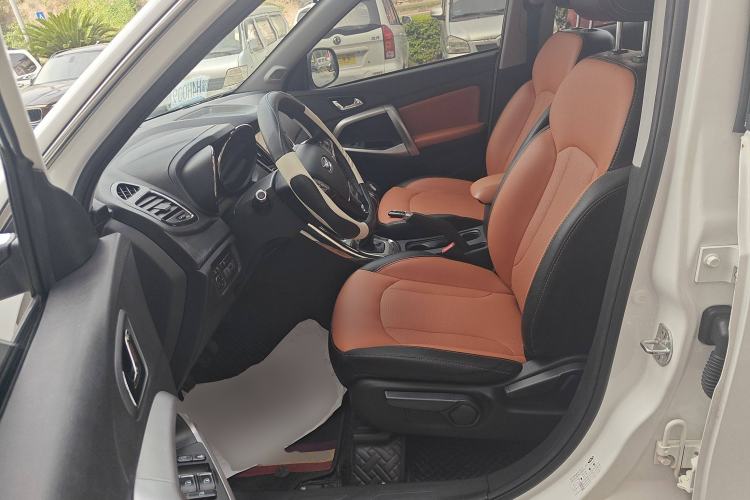 Used Cowin X5 2017 1.5T Manual Luxury Model Left Front Seat
