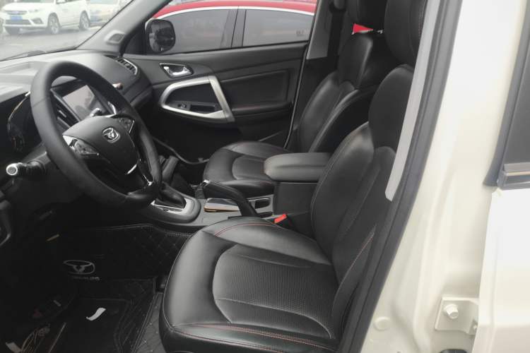 Used Cowin X5 2017 1.5T CVT Luxury Model Left Front Seat