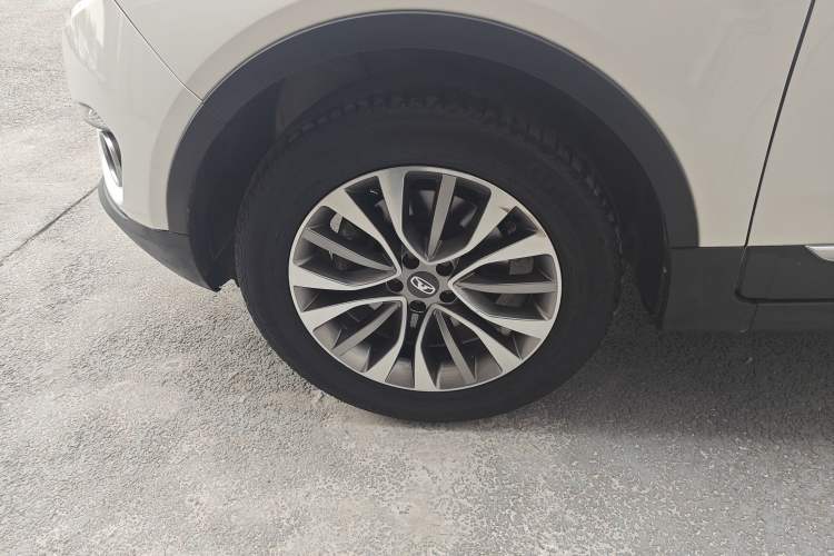 Used Cowin X5 2017 1.5T Manual Luxury Model Left Front Wheel Hub