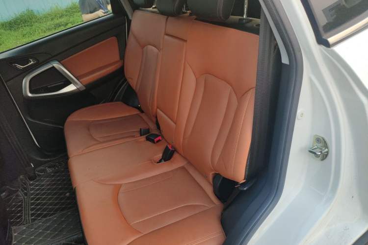 Used Cowin X5 2017 1.5T CVT Luxury Model Left Rear Seat