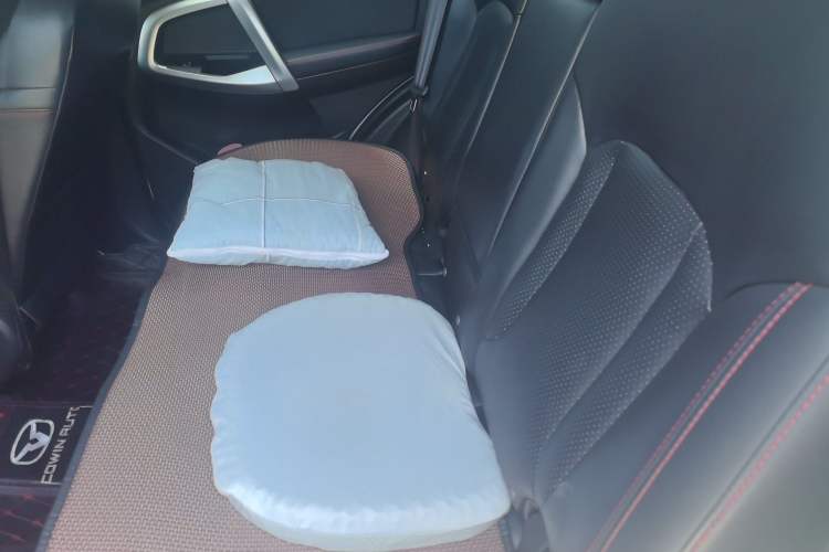 Used Cowin X5 2017 1.5T CVT Flagship Model Left Rear Seat