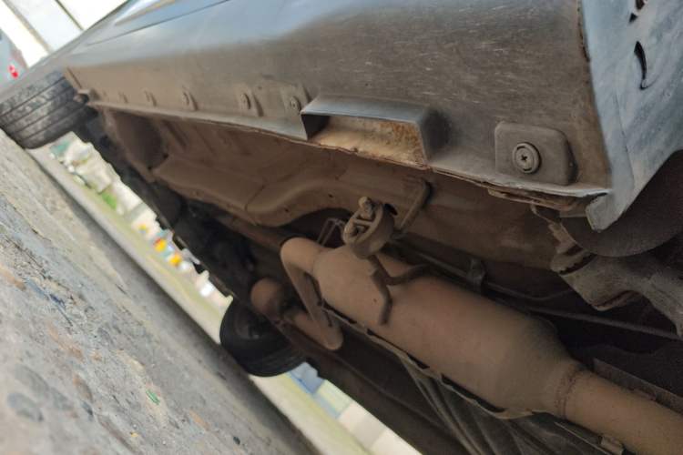 Used Cowin X5 2017 2.0L CVT Luxury Version Left Side Sill