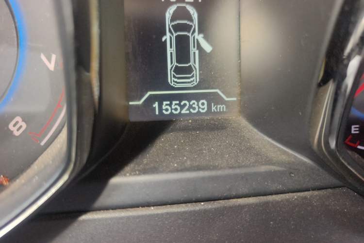 Used Cowin X5 2017 1.5T CVT Luxury Model Odometer Close Up