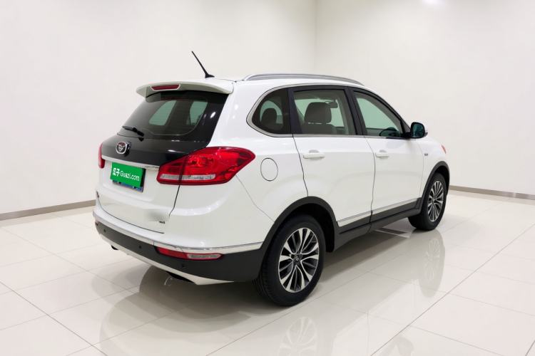 Used Cowin X5 2017 1.5T Manual Luxury Model Rear Right 45 Deg