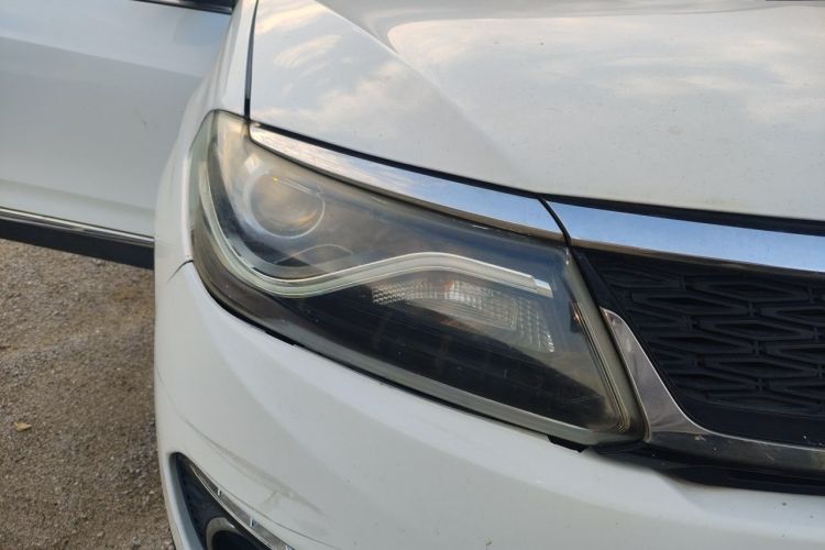 Used Cowin X5 2017 1.5T CVT Luxury Model Right Front Headlight