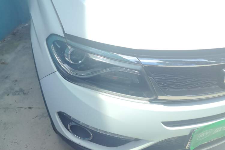 Used Cowin X5 2017 1.5T CVT Flagship Model Right Front Headlight