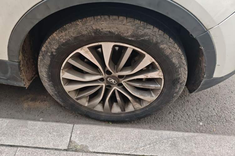Used Cowin X5 2017 1.5T CVT Luxury Model Right Front Wheel Hub