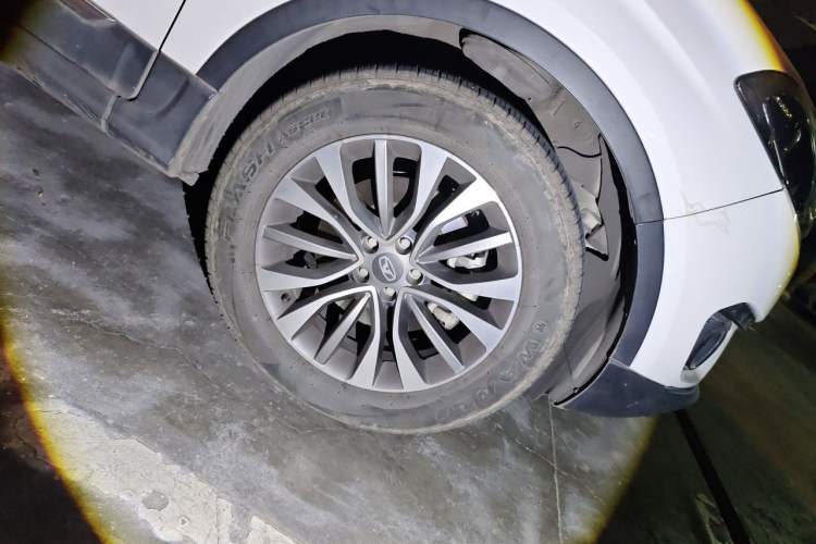 Used Cowin X5 2017 1.5T Manual Luxury Model Right Front Wheel Hub