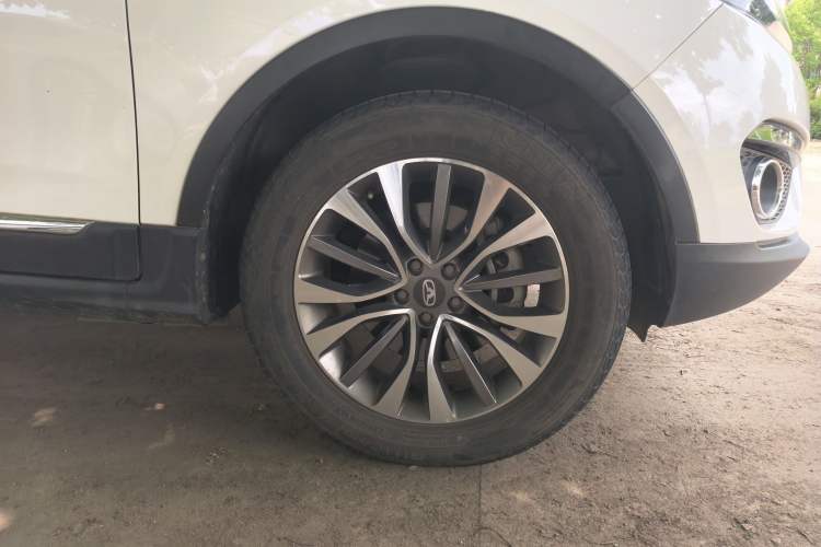 Used Cowin X5 2017 1.5T Manual Luxury Model Right Front Wheel Hub