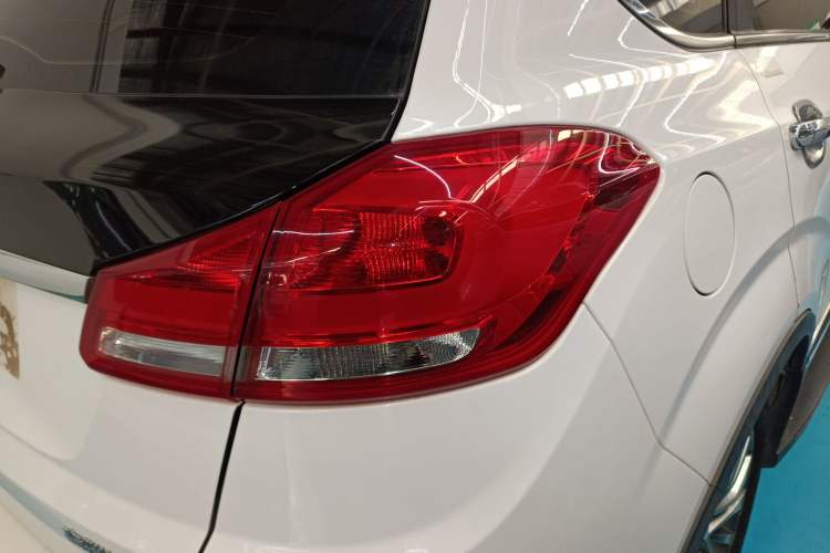 Used Cowin X5 2017 1.5T CVT Luxury Model Right Rear Taillight