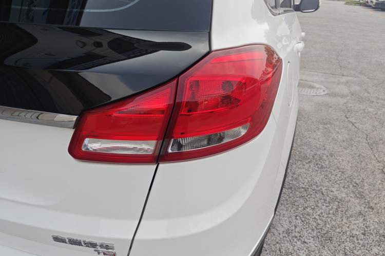 Used Cowin X5 2017 1.5T Manual Luxury Model Right Rear Taillight