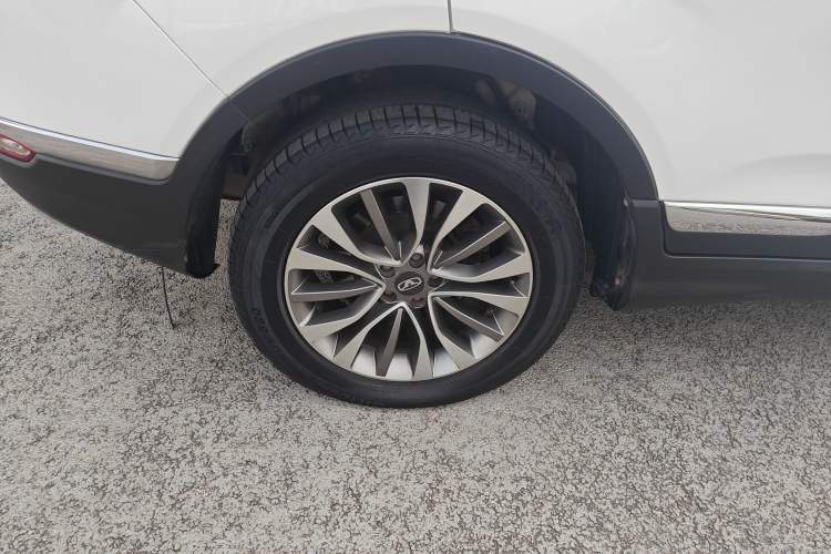Used Cowin X5 2017 1.5T Manual Luxury Model Right Rear Wheel Hub