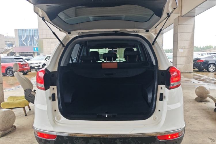 Used Cowin X5 2017 1.5T Manual Luxury Model Trunk
