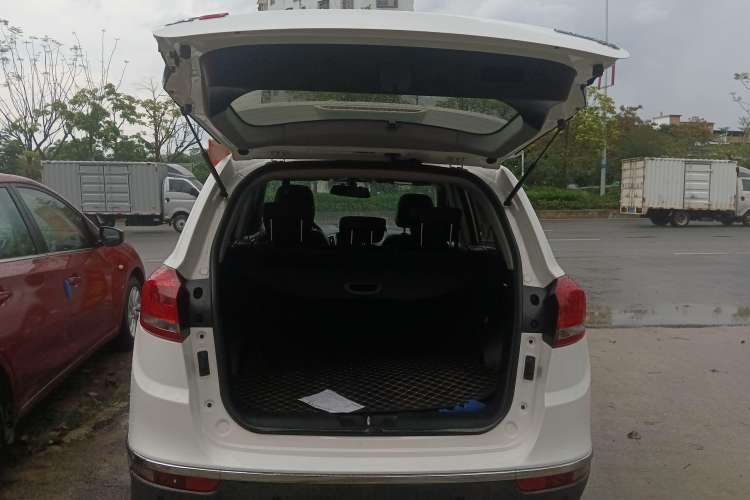 Used Cowin X5 2017 1.5T CVT Flagship Model Trunk