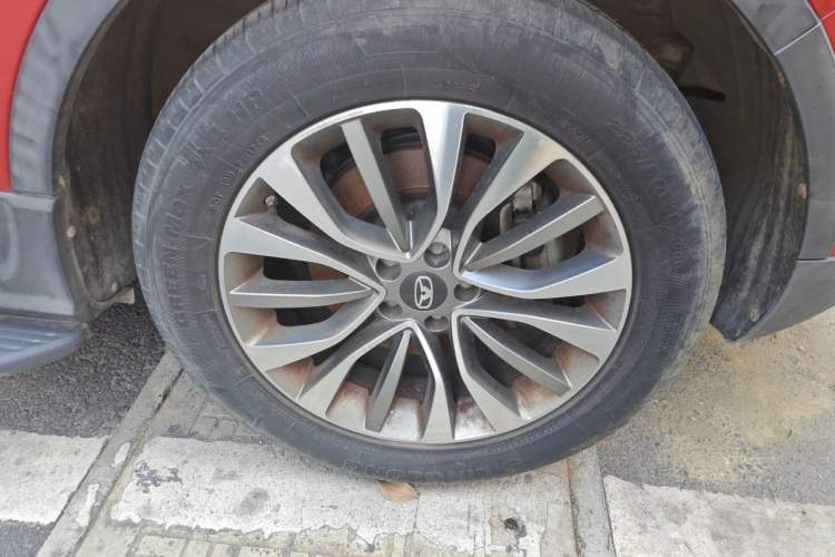 Used Cowin X5 2019 1.5T Manual Smart Edition China VI Standard Right Front Wheel Hub