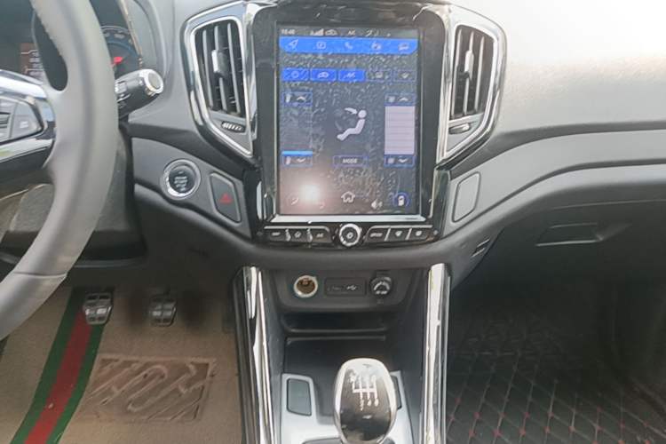 Used Cowin X5 2019 1.5T Manual Smart Edition China VI Standard Audio And AC Panel