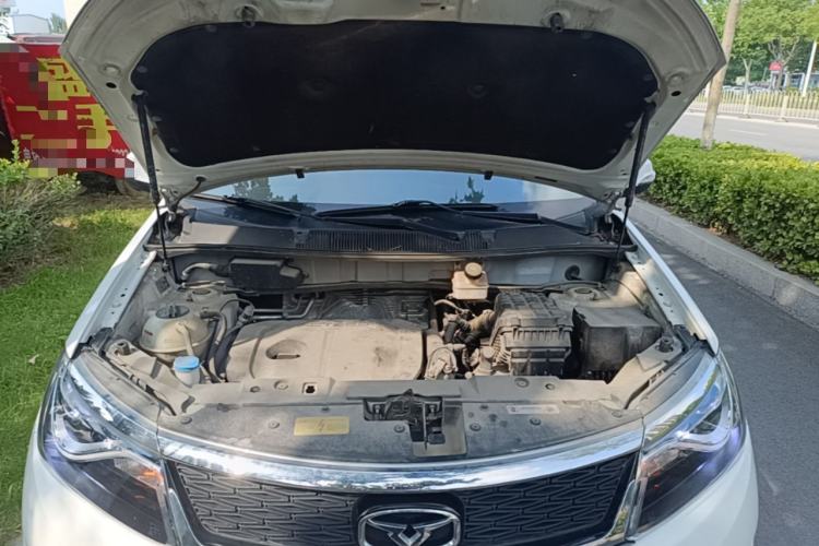 Used Cowin X5 2019 1.5T Manual Smart Edition China VI Standard Engine Bay
