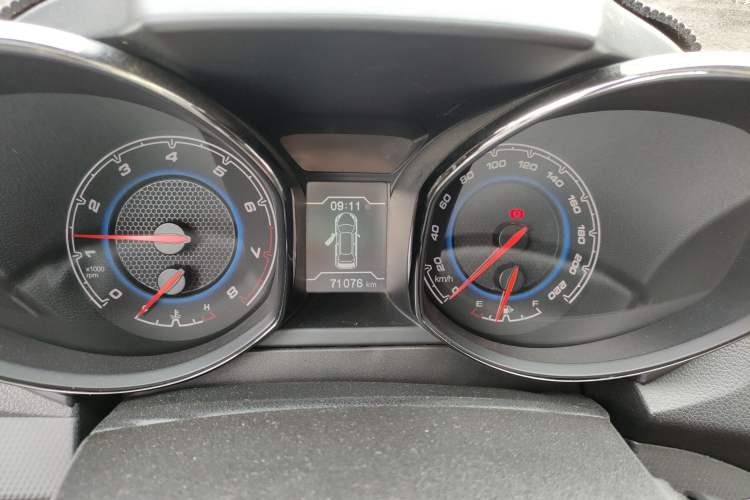 Used Cowin X5 2019 1.5T Manual Smart Edition China VI Standard Odometer Close Up